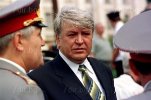 Георги Петканов - от 24 юли 2003 г. е министър на вътрешните работи в правителството на Симеон Сакскобургготски, а от 2005 до 2007 г. е министър на правосъдието в това на Сергей Станишев